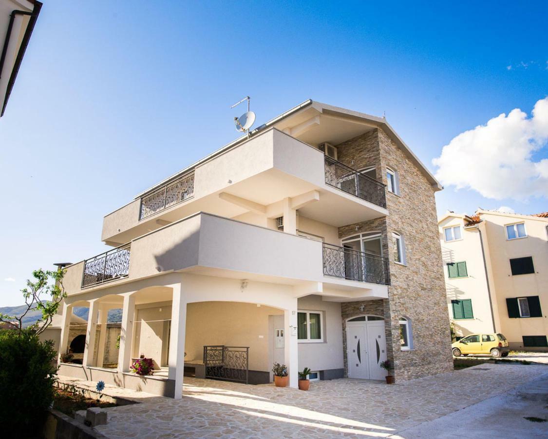 Apartments Cambio Kaštela Exteriér fotografie